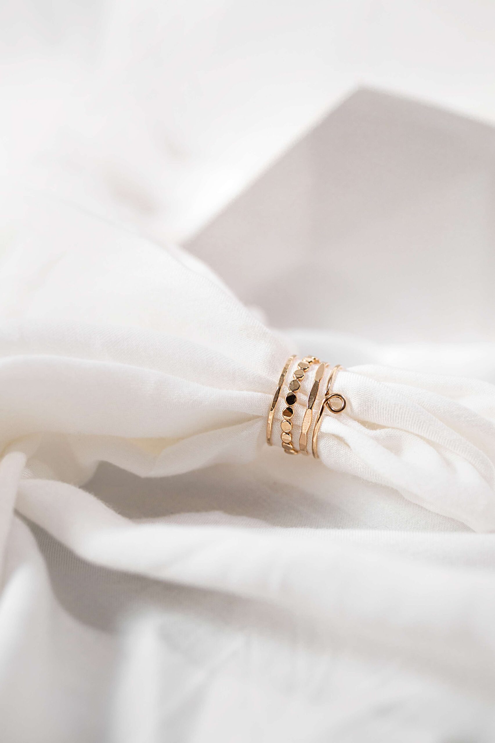 ESSENTIAL STACKING SET