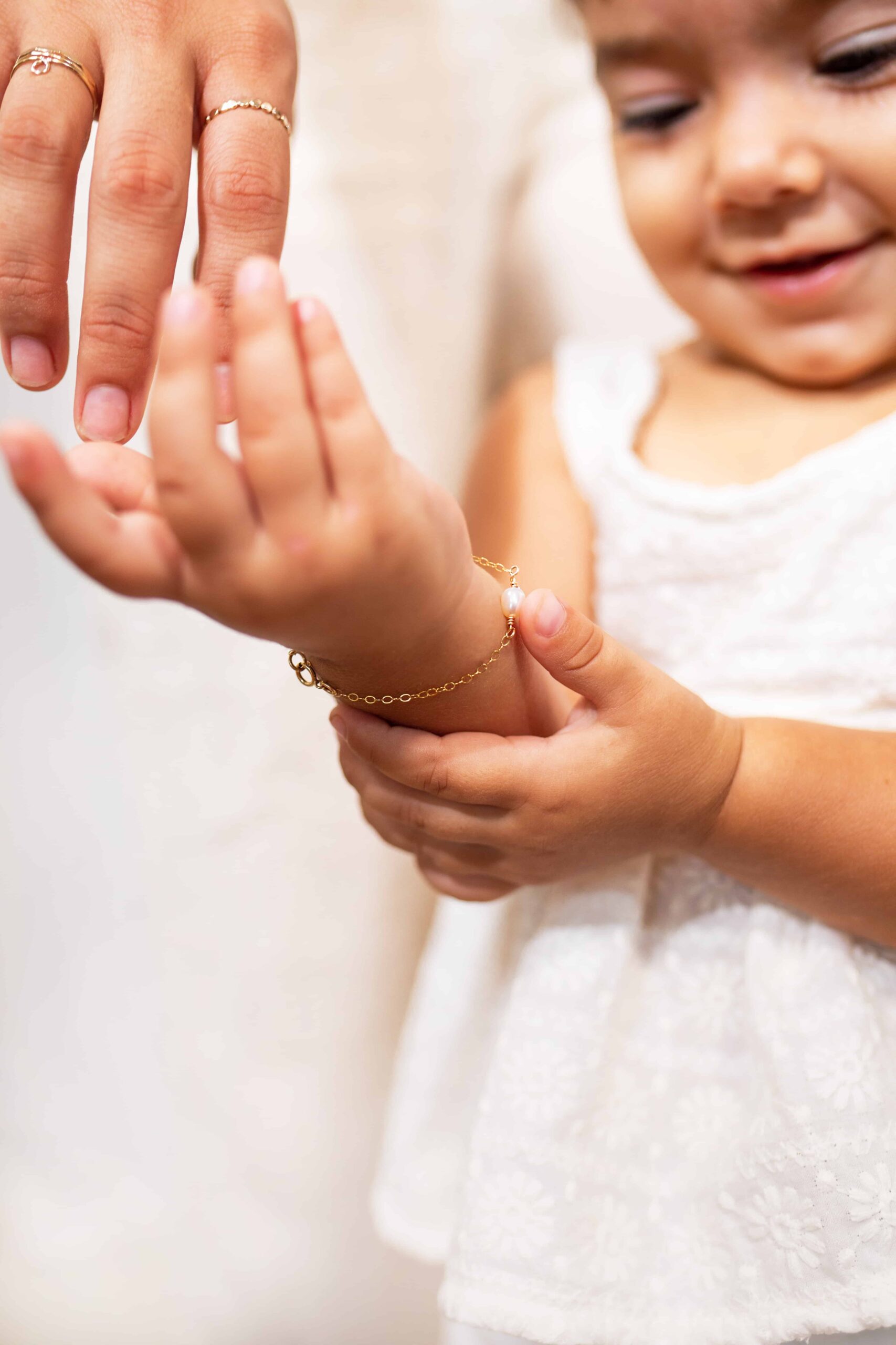 PEARLA BRACLET